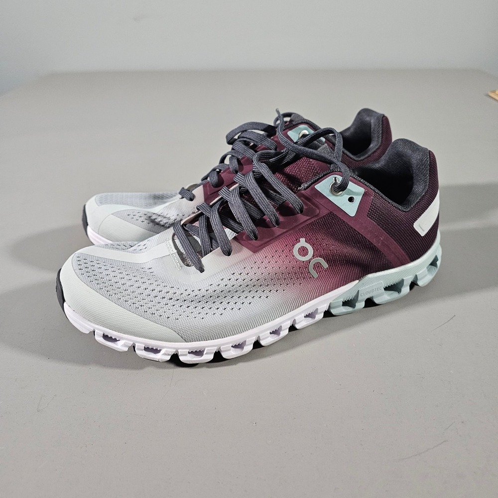 On Cloudflow Running Shoes Womens 10 Mulberry Mineral Purple Gradient 35.99231